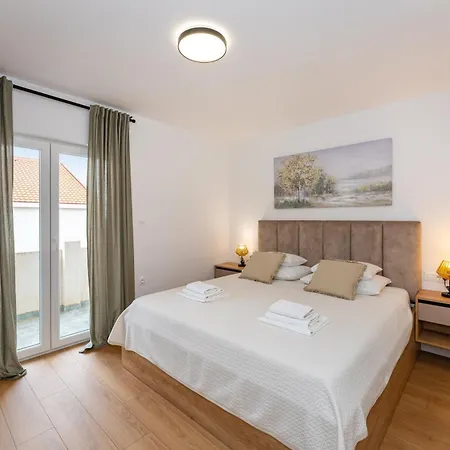 Pensjonat Almaris 3*