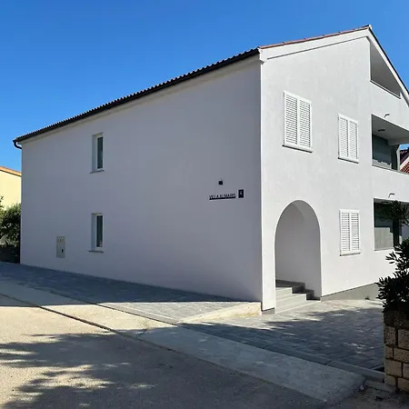 Almaris 3* Mandre